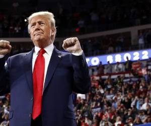 La visita de Trump en Pensilvania se produjo en un día trascendental en el Capitolio, donde los demócratas presentaron los cargos de juicio político. Foto: AP