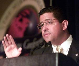 El expresidente de 56 años, que gobernó el país de 1999 a 2004, estaba bajo arresto domiciliario.