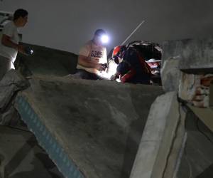 Este miércoles 24 de junio, dos fuertes terremotos sacudieron el Caribe venezolano con apenas 39 segundos de diferencia, en una secuencia sísmica cuyo evento principal fue un sismo de magnitud 7,5, informó el sistema oficial de alerta de tsunamis de Estados Unidos.