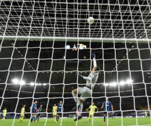 La UEFA indicó igualmente que partidos internacionales programados en septiembre podrían tener también que jugarse en terreno neutral. Foto: AFP