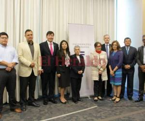 Las cuatro mesas del diálogo político llevan ya tres semanas de reuniones entre los actores.