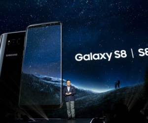 En el lanzamiento del Galaxy S8, los directivos del grupo surcoreano presentes en el evento no mencionaron el punto de la batería, cuya seguridad y capacidades el mercado mira con lupa en este nuevo modelo (Foto: Agencias/AFP)