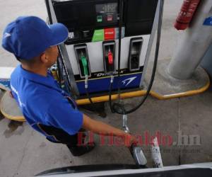 La gasolina superior se mantiene rondando la barrera de los 100 lempiras después de las alzas en los primeros tres meses de este año.
