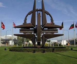 Moscú ha amenazado con aumentar sus medios militares, especialmente nucleares, en caso de que ambos países decidan unirse a la alianza atlántica.