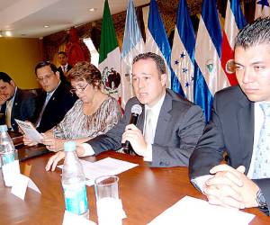 Honduras acoge foro para mitigación del impacto de desastres naturales