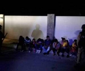 Los migrantes fueron enviados al Instituto Nacional de Migración en México.