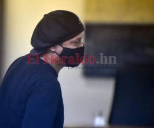 Después de seis meses detenido en Paraguay, la exestrella del fútbol brasileño Ronaldinho fue programada para una audiencia el lunes por cargos de viajar con documentos, según fuentes judiciales. Foto: Agencia AFP.