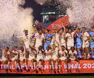 'La Liga' es tricampeón de la Copa Centroamericana al vencer a Xelajú en penales