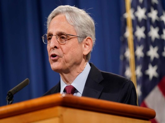 El secretario de Justicia de Estados Unidos, Merrick Garland, habla el 25 de junio de 2021, en Washington. (AP Foto/Patrick Semansky).