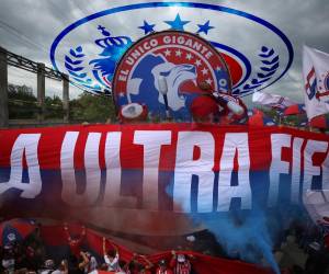 La Ultra Fiel ha llegado y Comayagua se encuentra con el corazón dividido, pues hoy jugaran el Olimpia vs Génesis FC en el estadio Carlos Miranda.