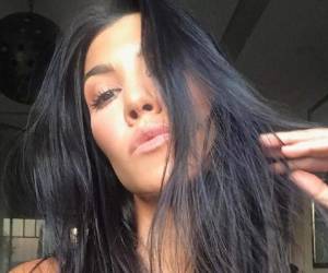 Kourtney Kardashian es la mayor del clan y una de las que menos cambios se realiza.