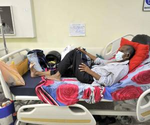 Los pacientes contagiados por covid-19 se verán afectados debido a que se quejan que en los hospitales públicos no hay medicamentos.