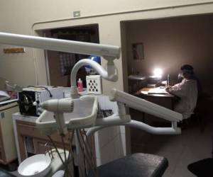 <b>Servicios odontológicos es una de las especialidades que ofrece el centro de Salud de Las Crucitas. </b>