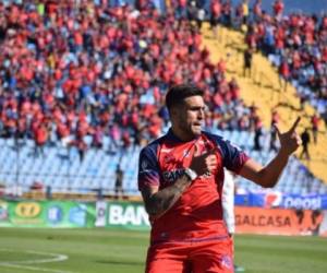 Rocca había firmado con la máquina desde el pasado mes de enero, sin embargo no podía incorporarse al club sampedrano hasta culminar su participación con el Municipal en el apertura guatemalteco. Foto: Cortesía