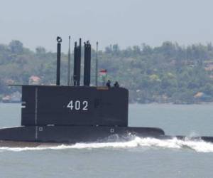 El jefe de las fuerzas armadas, Hadi Tjahjanto, dijo que el KRI Nanggala 402 participaba de un ejercicio de entrenamiento cuando dejó de efectuar una llamada prevista.