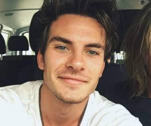 andrés Ceballos vocalista de la agrupación española Dvicio. Foto: Instagram/Andrés