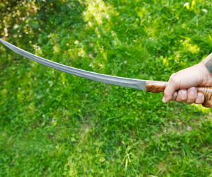 Las espadas japonesas un tipo particular de <i>sable</i> de filo único, curvado, tradicionalmente utilizado por los samuráis.