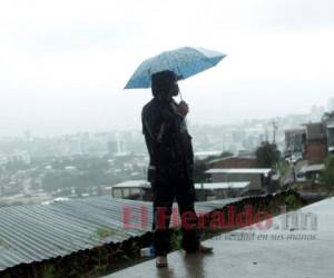 Las lluvias serán leves e intermitentes en el Distrito Central, informó Copeco. Foto: Alex Pérez/EL HERALDO