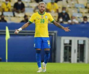 Neymar defendiendo la camiseta de Brasil durante en la Copa América 2021. Foto:AP