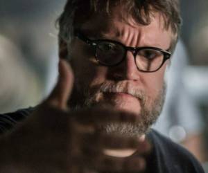 Guillermo del Toro pretende colmar de miedo a todos los amantes de las series, en este caso con '10 después de la medianoche'.