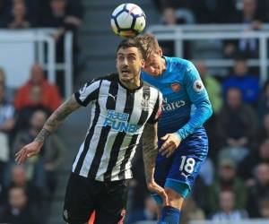 El Arsenal, que vio rota una racha de tres victorias consecutivas en la Premier, perdió en sus cinco últimas salidas. (Foto: AFP)