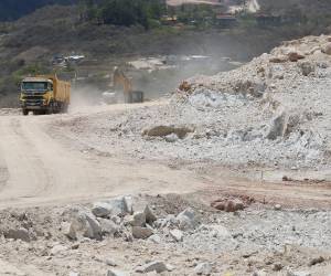 La construcción del libramiento al sur acumula siete meses de atraso y enfrenta 12 casos complejos, seis de ellos por propietarios no localizados.