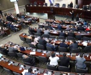 Directivos del Colegio de Periodistas en la discusión de la reforma a la Ley del Instituto de Previsión del Periodista.