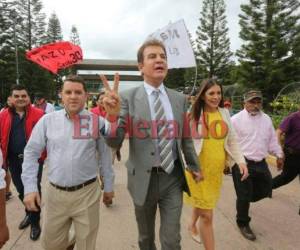 El candidato presidencial de la Alianza Opositora, Salvador Nasralla llego a la UNAH a presentar ante los estudiantes su plan de gobierno. Foto: David Romero /EL HERALDO