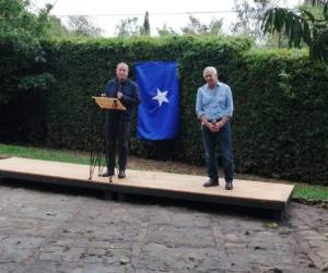 Álvarez se adhirió al movimiento del presidente del Congreso Nacional, Mauricio Oliva.