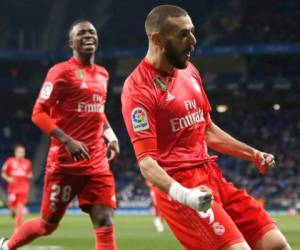 Benzema ha sido el referente en el ataque del Real Madrid, por lo que hoy fue titular y consiguió dos de los goles que le dieron la victoria a los Merengues. Foto: AFP