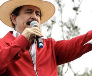 Zelaya fue un estrecho aliado del ahora fallecido presidente venezolano Hugo Chávez, padre político y antecesor de Maduro.