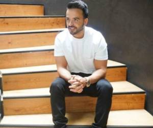 Luis Fonsi reaccionó algo molestó porque se utilizó su canción sin autorización. Foto: Instagram