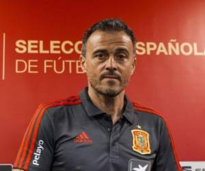 El entrenador Luis Enrique tiene 49 años de edad.