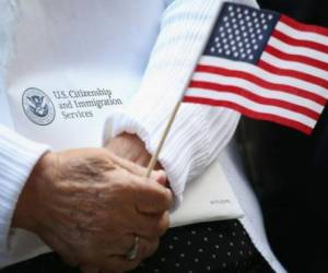 La demanda busca que los migrantes casados con ciudadanos de Estados Unidos no sean deportados. Foto: La Prensa Gráfica