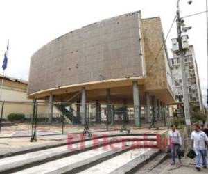 El Congreso Nacional procedió a la juramentación del ciudadano, José Manuel Ferrufino Mendieta, en el cargo de diputado suplente por el depto. de Valle en la posición 04. Foto: El Heraldo