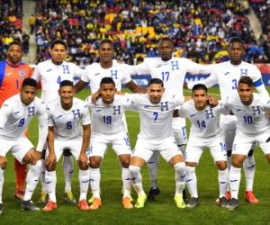 El once de Honduras que jugó contra Ecuador en este año.