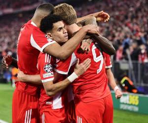 Imágenes del desarrollo del partido.