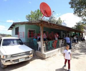 En esta casa fue velado el cuerpo de la joven Brenda Griselda con el acompañamiento de familiares y amigos. Fotos: David Romero/El Heraldo.