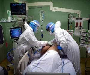 La temida segunda ola de contagiados ya empezó a tomar auge en todo el continente europeo.