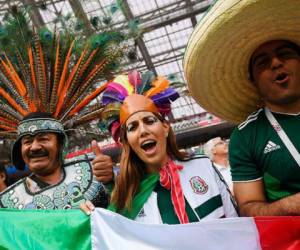 Muchos mexicanos se dieron cita en el Mundial para ver brillar al Tri.