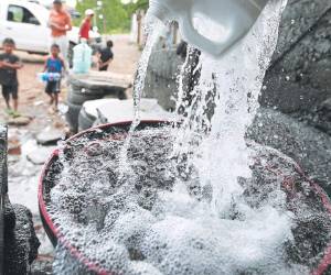 El SANAA empezará una tempranera campaña del uso debido del líquido. La distribución a través de carros cisterna se reforzará en las partes altas. Las represas mantienen un nivel arriba del 50%.