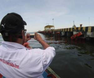 El equipo de EL HERALDO constató la baja operatividad que mantiene en la actualidad el puerto. Foto: Johny Magallanes / EL HERALDO
