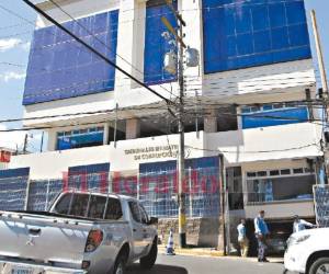 La audiencia se desarrolla en los juzgados anticorrupción.