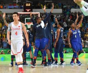Estados Unidos se llevó los aplausos del Arena Carioca donde le dio una paliza a China. Fotos: AFP.