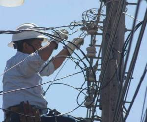Varias colonias sin luz estarán en la capital por un fallo en la subestación de Suyapa.