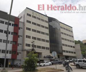 La tarifa subirá alrededor del 7% a partir de marzo, aumentando de 3.81 a 4.03 lempiras. También aumenta el cargo de potencia , de 266 a 308 lempiras al mes.