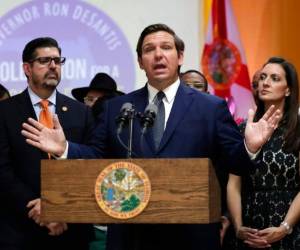 Gobernador del Estado de Florida, Ron DeSantis. FOTO: AP