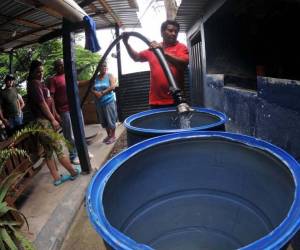 Desde el pasado 20 de septiembre, los capitalinos reciben el servicio de agua potable cada 12 días.