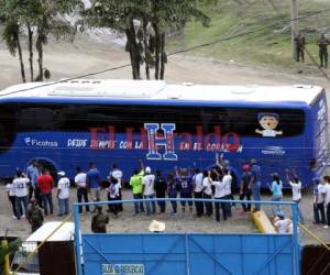 Esta es la llegada de Honduras al estadio Olímpico. (Foto: Ronal Aceituno / Grupo Opsa)