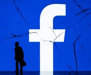 Según el fiscal, Facebook fue 'permisivo' y engañó a sus usuarios sobre el hecho de que sus datos podían ser utilizados por terceros. (Foto: AFP)
